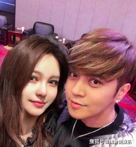 网爆黑料吃瓜反差,反差萌态引热议